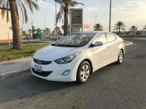 للبيع هونداي Elantra 2013