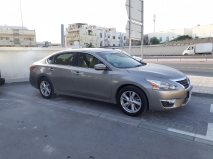 للبيع نيسان Altima 2014