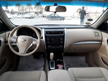 للبيع نيسان Altima 2014