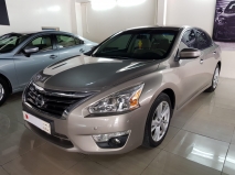 للبيع نيسان Altima 2014