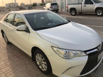 للبيع تويوتا camry 2017