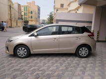 للبيع تويوتا Yaris 2015