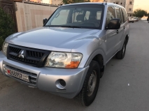 للبيع متسوبيشي Pajero 2004