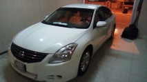 للبيع نيسان Altima 2011