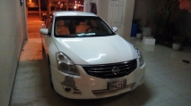 للبيع نيسان Altima 2011