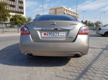 للبيع نيسان Altima 2014