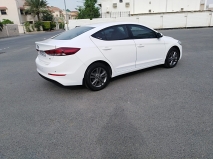 للبيع هونداي Elantra 2016