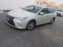 للبيع تويوتا camry 2016