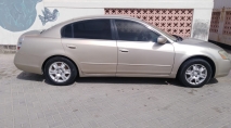 للبيع نيسان Altima 2005