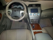 للبيع تويوتا camry 2008