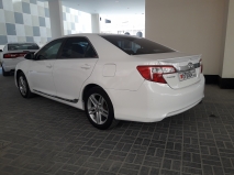 للبيع تويوتا camry 2014