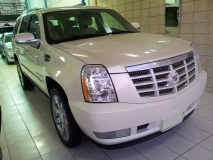 للبيع كاديلاك Escalade 2008