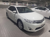 للبيع تويوتا camry 2014