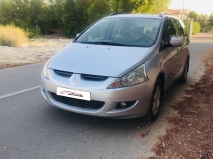 للبيع متسوبيشي Grandis 2007