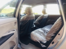 للبيع متسوبيشي Grandis 2007