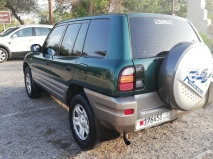 للبيع تويوتا RAV4 2000