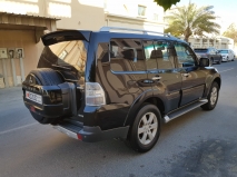 للبيع متسوبيشي Pajero 2008