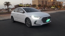 للبيع هونداي Elantra 2017