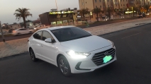 للبيع هونداي Elantra 2017