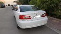 للبيع متسوبيشي Galant 2009