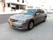 للبيع نيسان Altima 2012