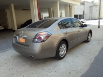 للبيع نيسان Altima 2012