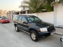 للبيع جيب Grand Cherokee 2000