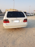 للبيع مرسيديس E class 2003