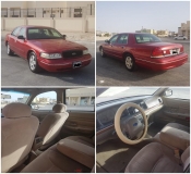 للبيع فورد Crown Victoria 2001