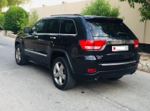 للبيع جيب Grand Cherokee 2013