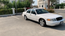 للبيع فورد Crown Victoria 2006