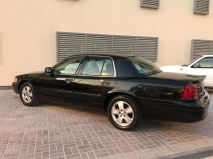 للبيع فورد Crown Victoria 2009