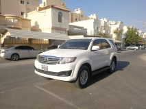 للبيع تويوتا Fortuner 2013