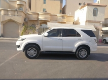 للبيع تويوتا Fortuner 2013