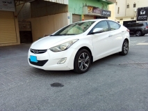 للبيع هونداي Elantra 2013