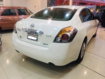 للبيع نيسان Altima 2011