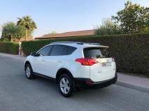 للبيع تويوتا RAV4 2014