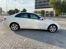 للبيع مرسيديس C class 2011