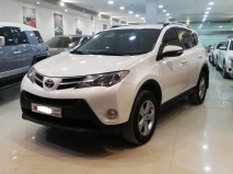 للبيع تويوتا RAV4 2014