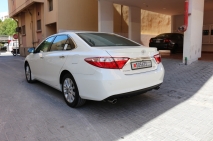 للبيع تويوتا camry 2017