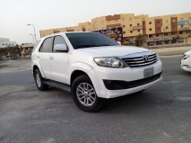 للبيع تويوتا Fortuner 2013