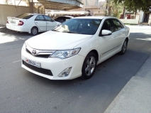 للبيع تويوتا camry 2015