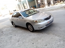 للبيع تويوتا camry 2004