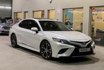 للبيع تويوتا camry 2019