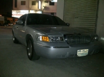 للبيع فورد Grand Marquis 2001