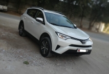 للبيع تويوتا RAV4 2016