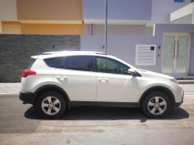 للبيع تويوتا RAV4 2014