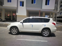 للبيع تويوتا RAV4 2008