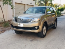 للبيع تويوتا Fortuner 2013