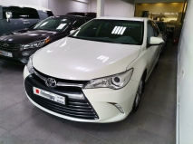 للبيع تويوتا camry 2016